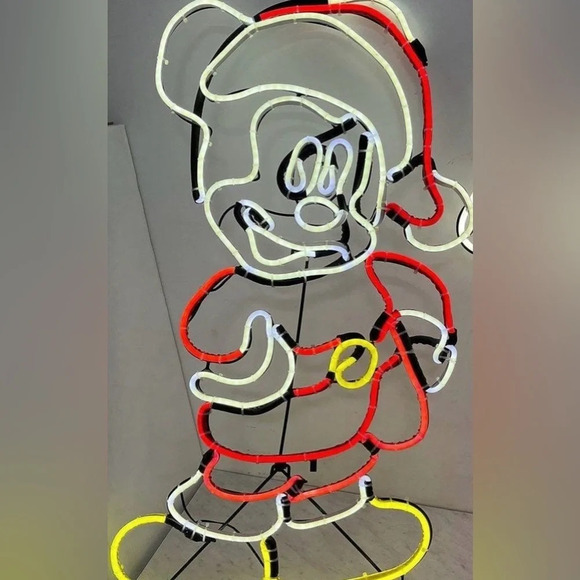 Gemmy Disney Christmas Mickey & Minnie Mouse 29-in Sculpture with LED Lights - Picture 5 of 8